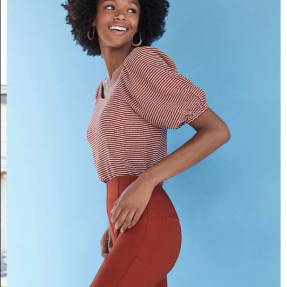 LOFT NWT Striped Puff Sleeve V-Neck Top